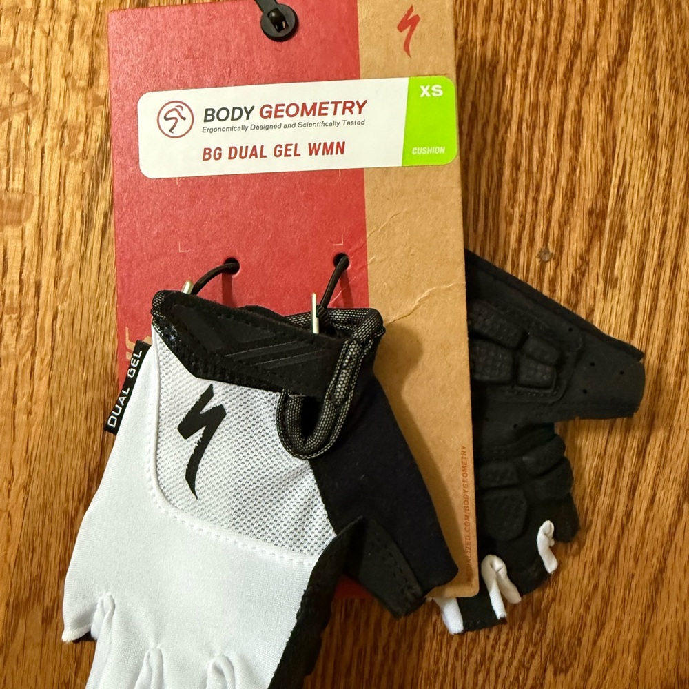 Specialized Women's Dual Gel Gloves - Black and White